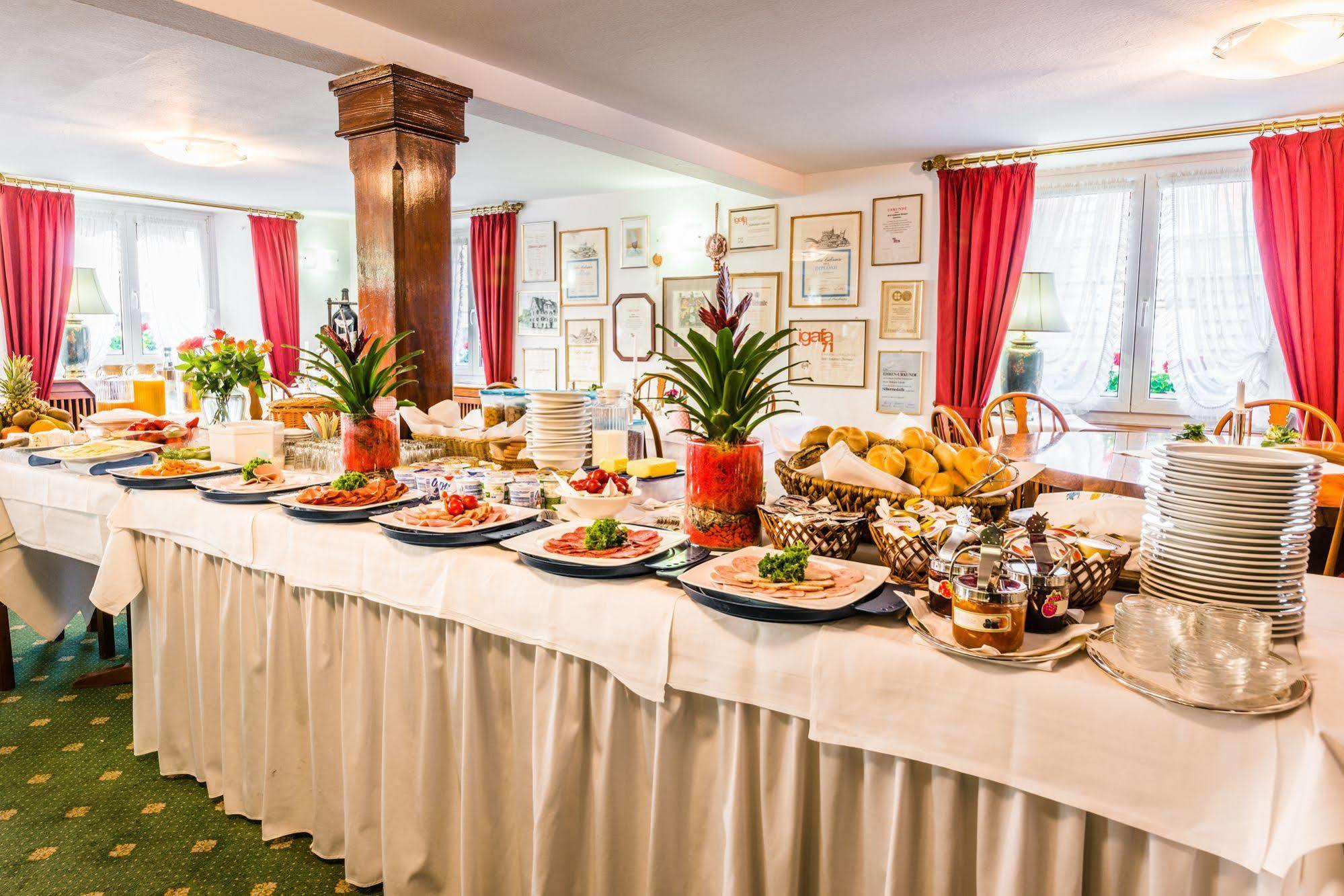 Hotel Goldener Sternen Konstanz Eksteriør billede